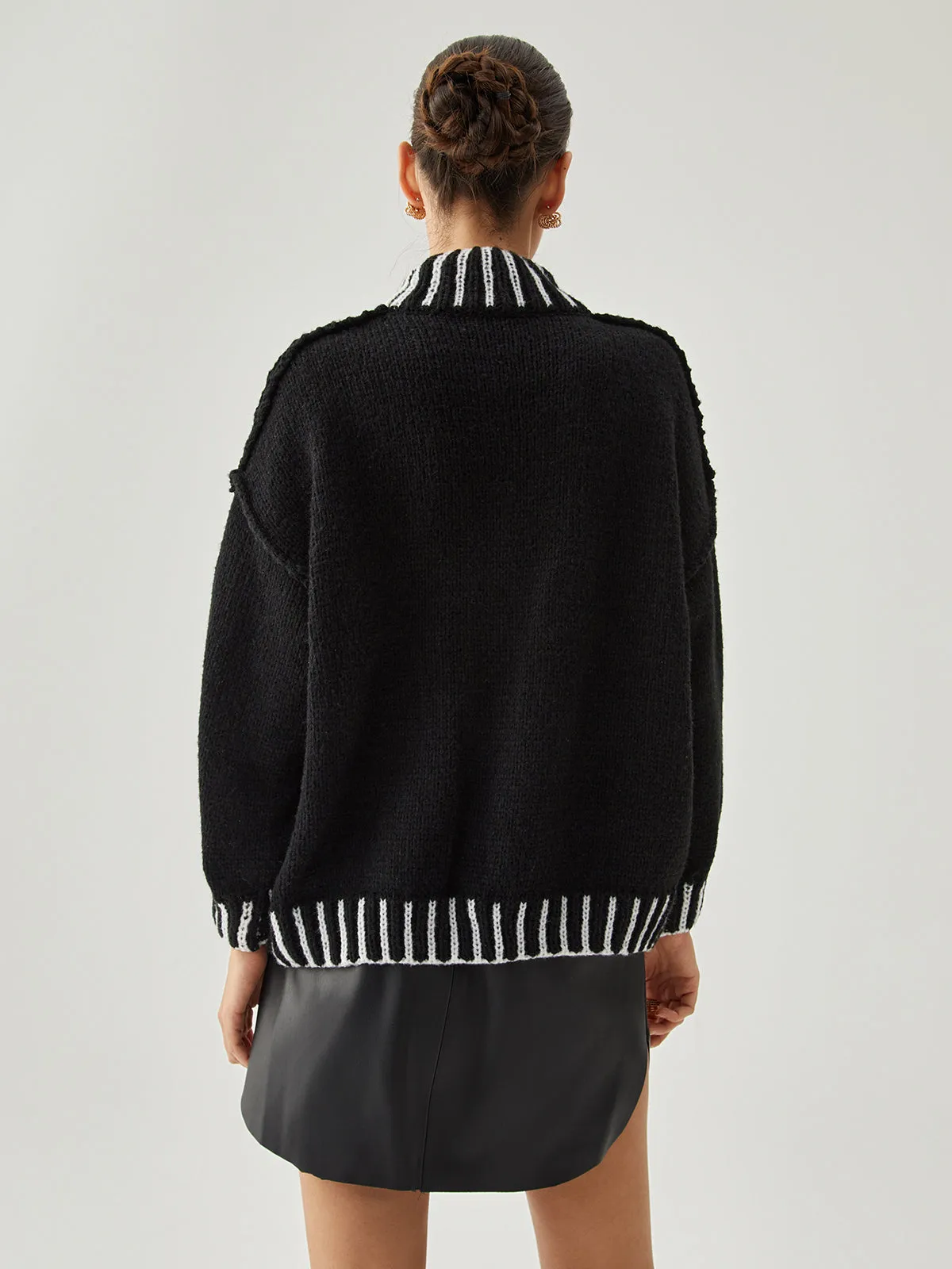 Contrast Stitch Graceful Mock Neck Sweater