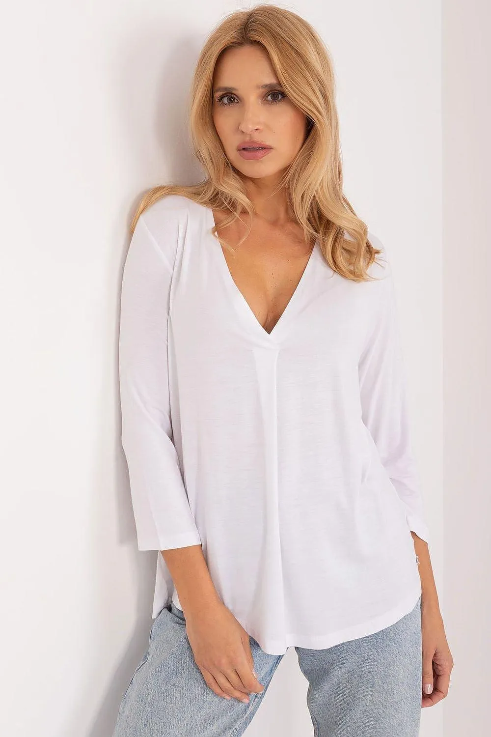 Eco-Conscious Viscose Heart Neck Blouse for Everyday Elegance