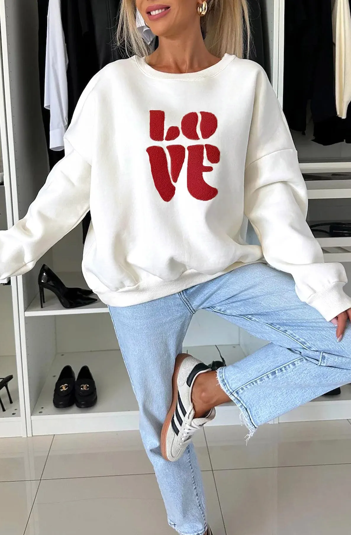 'LOVE' Graphic Printed Sweatshirt Top-Wine