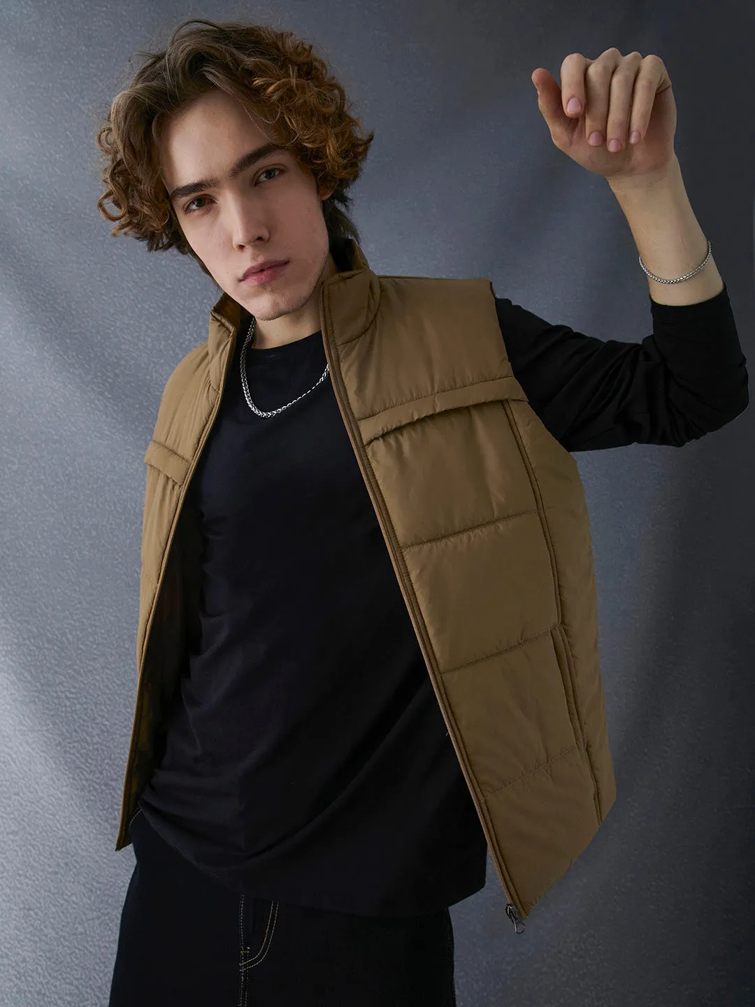 Men Regular Fit Khaki Sleeveless Jacket