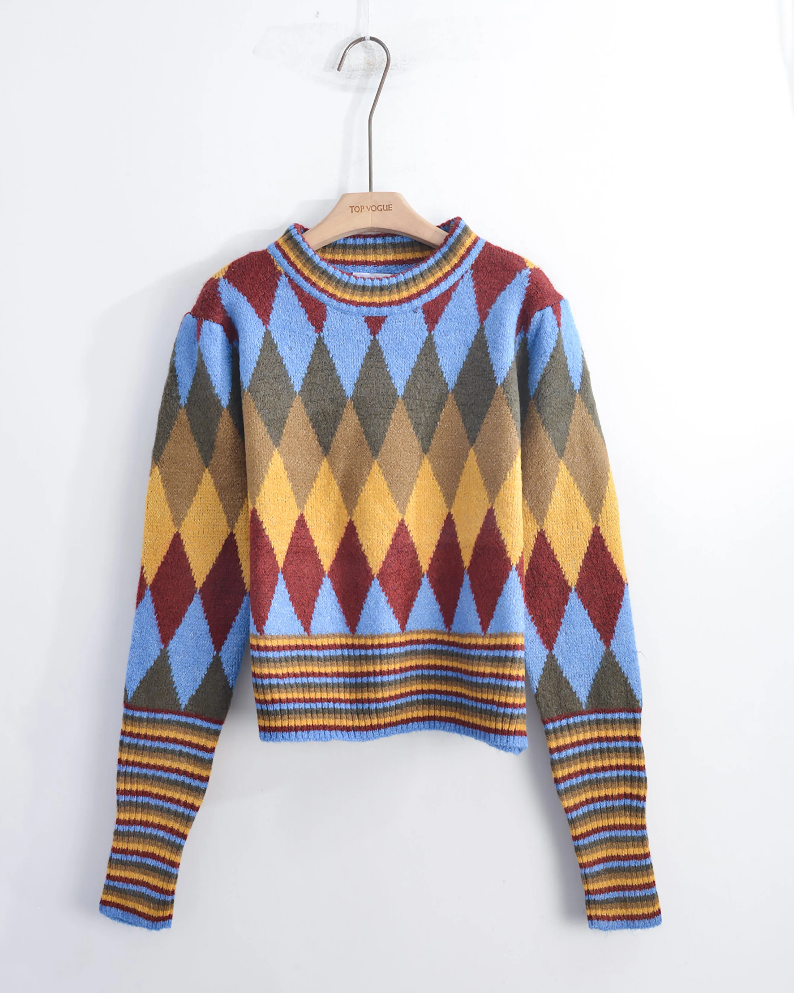 Multi color diamond shape pattern jumper