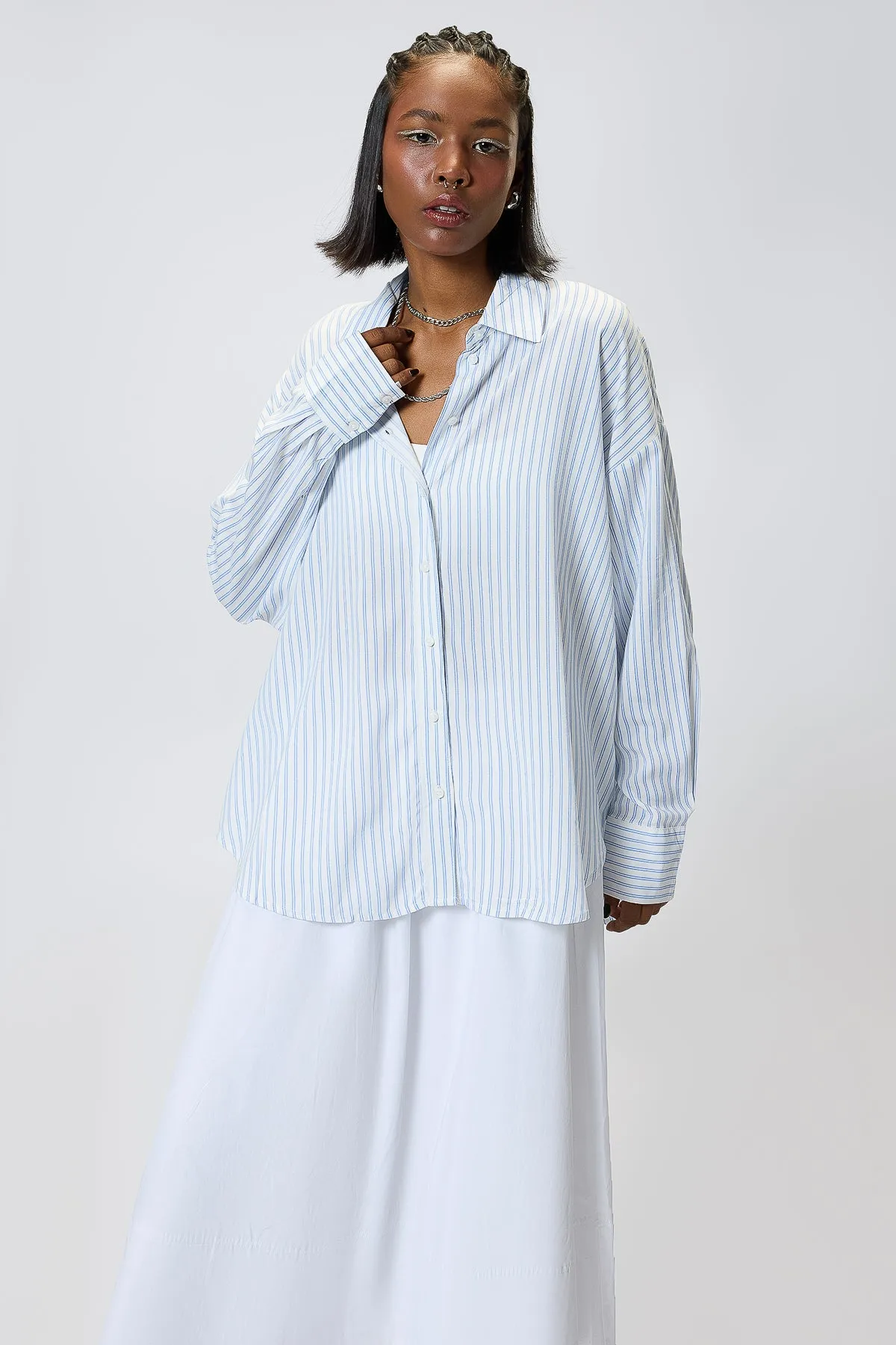 Women's Relaxed Fit Viscose Shirt-White/Blue